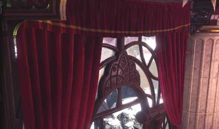 Cloth Curtain (Large) Image